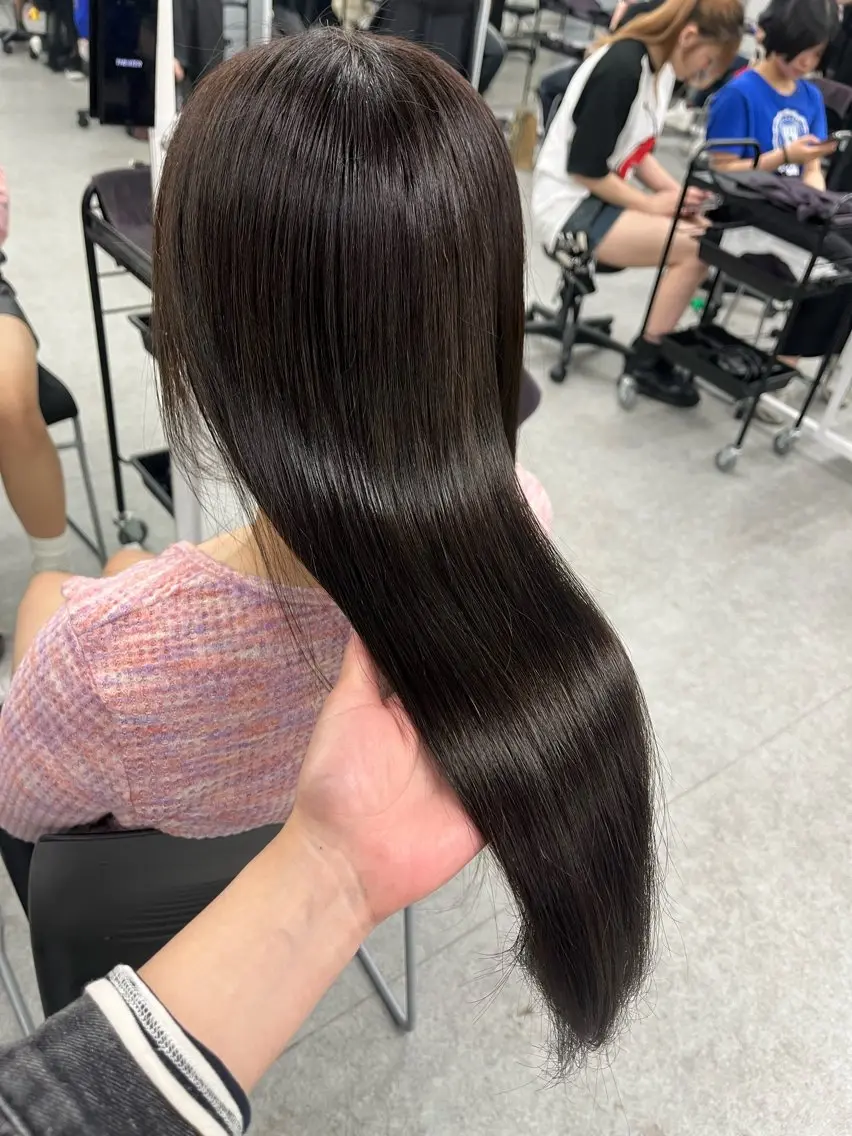 ロング カラー 透明感カラー 大人上品ベージュ 🎀HARUNAのヘアスタイル