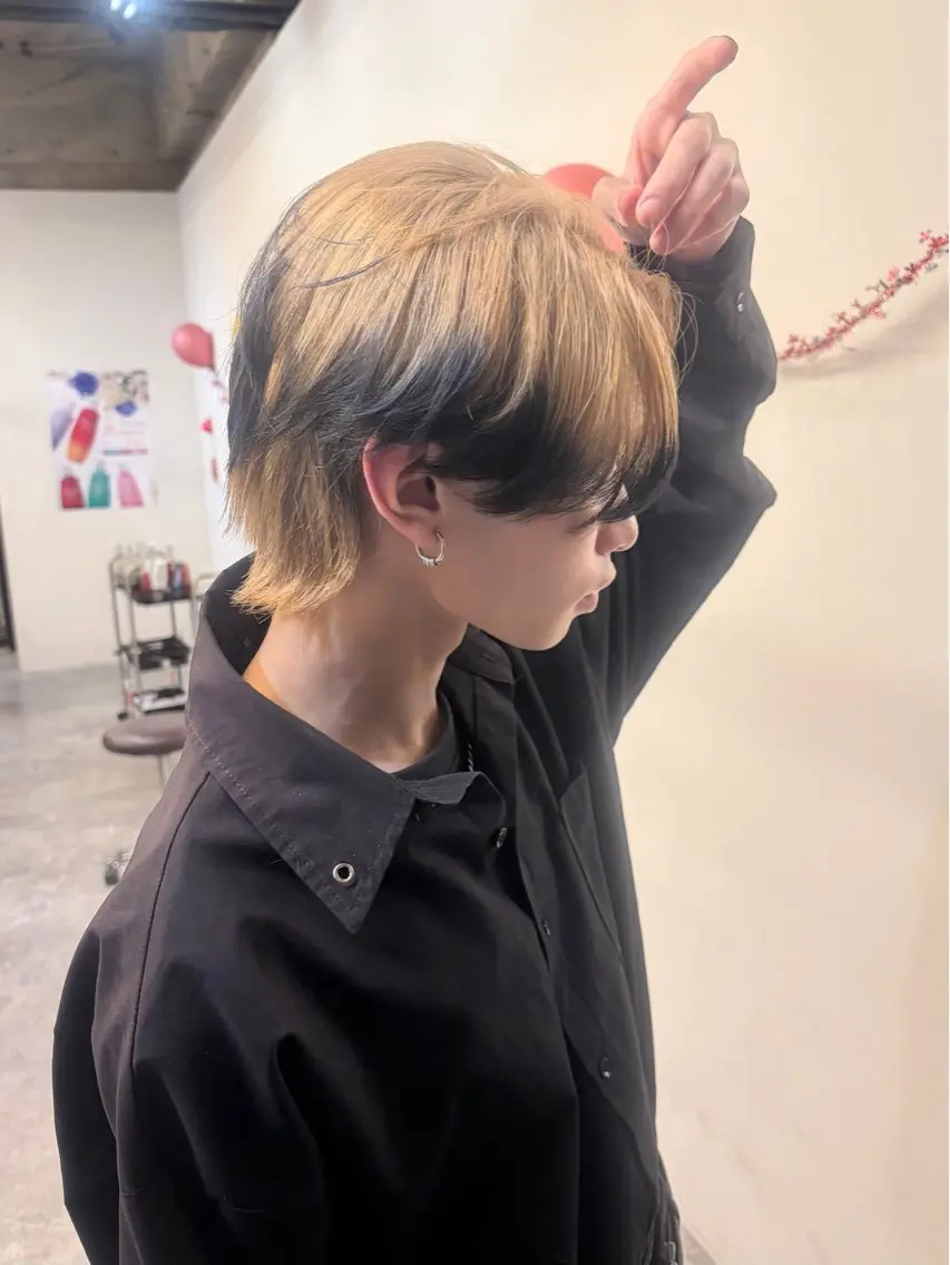 ショート ヘアカラー 店長🌟小顔似合わせ デザインカラー◎古田のヘアスタイル