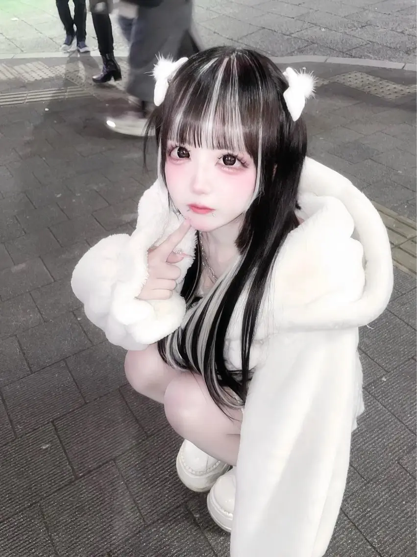 ロング カット エクステ ハイトーンエクステ 🎩カズキ🎩のヘアスタイル
