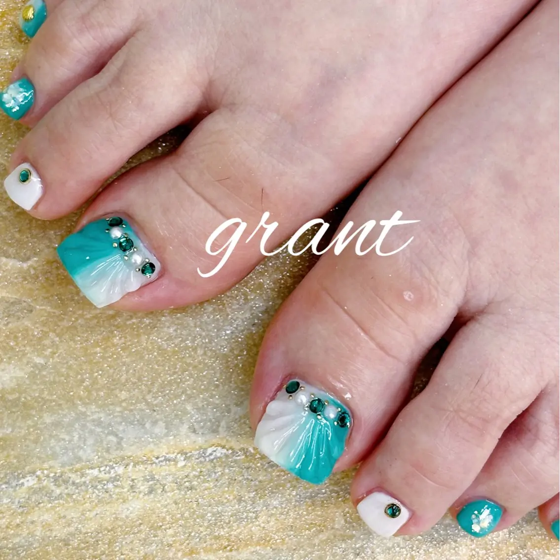 ネイル フットネイル ジェルネイル 夏ネイル フットネイル nailsalon grantのネイルデザイン