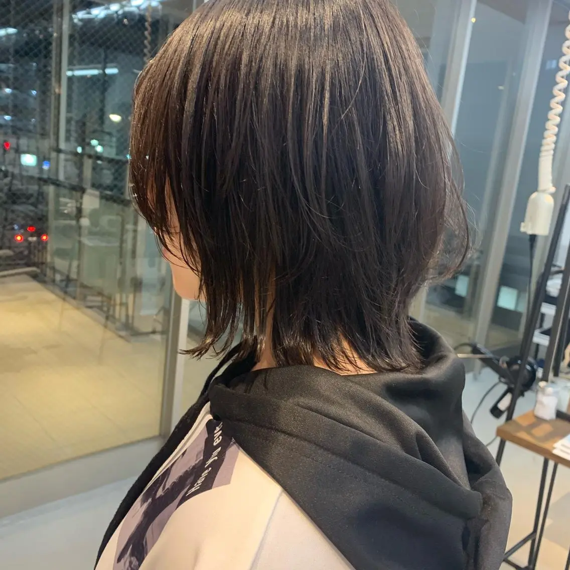 ミディアム ウルフカット kiyono ⭐︎ダブルカラーのヘアスタイル