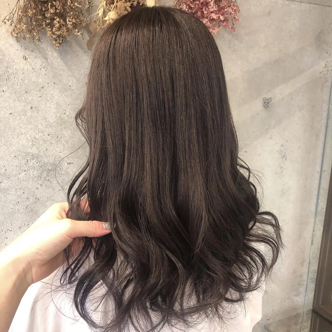ロング カラー アディクシーカラー 透明感カラー wakana 【ブリーチカラー】のヘアスタイル