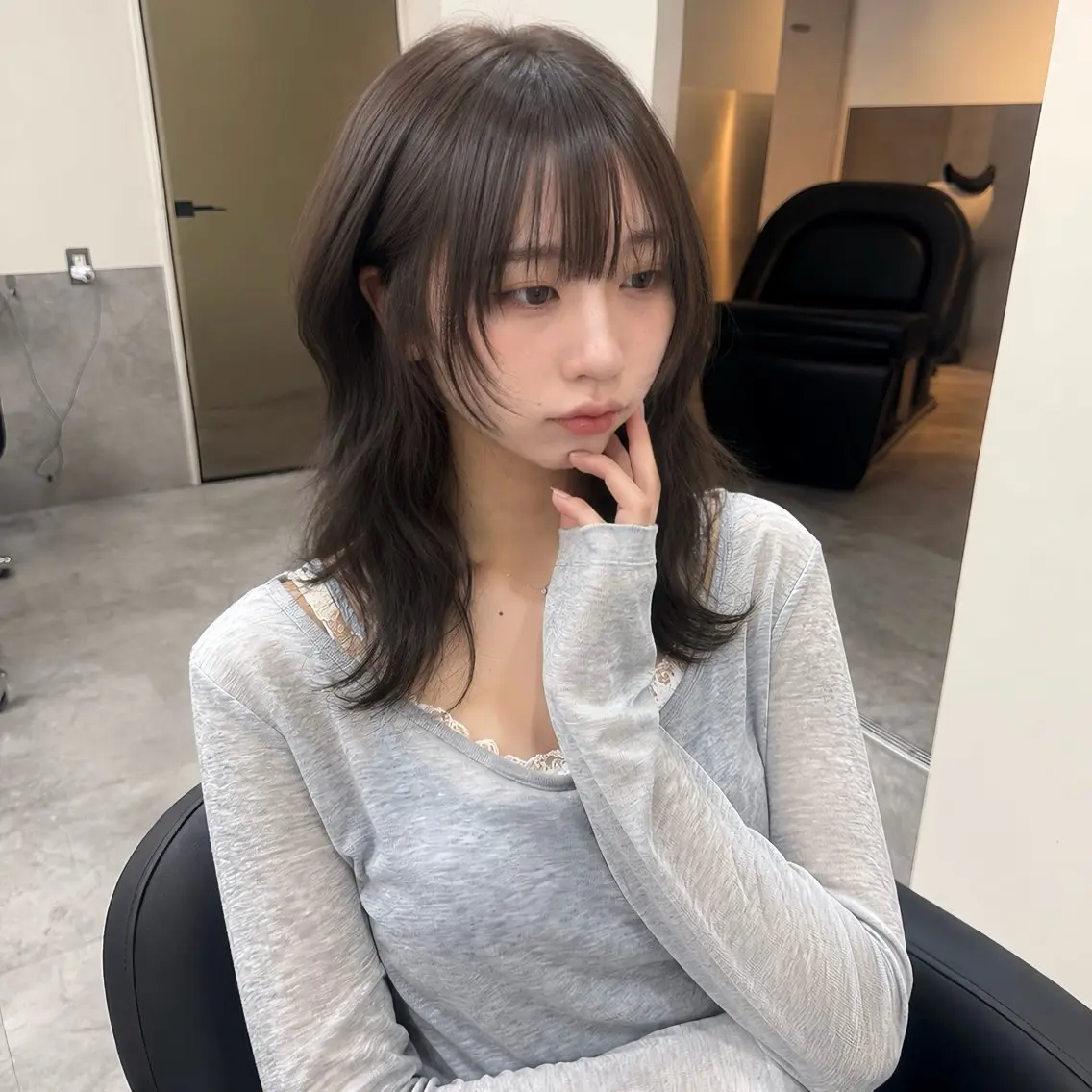 ミディアム カラー カット ヘアカラー トリートメント 🎀レイヤー×透明感 ×髪質改善🎀米田のヘアスタイル