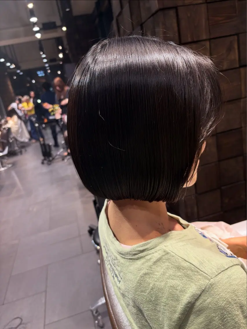 ショート レイヤーカット/ 髪質改善/安田憲哉のヘアスタイル