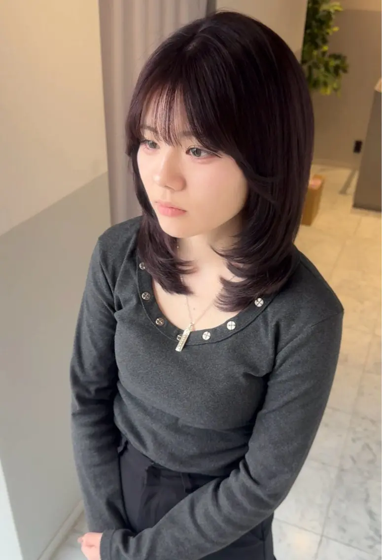 ミディアム カラー ブリーチ ブラウンカラー ラベンダーカラー ラベンダーブラウン ブリーチなしカラー カット ヘアカラー トリートメント SHOTA/レイヤー ＆ピンクラベンダーのヘアスタイル