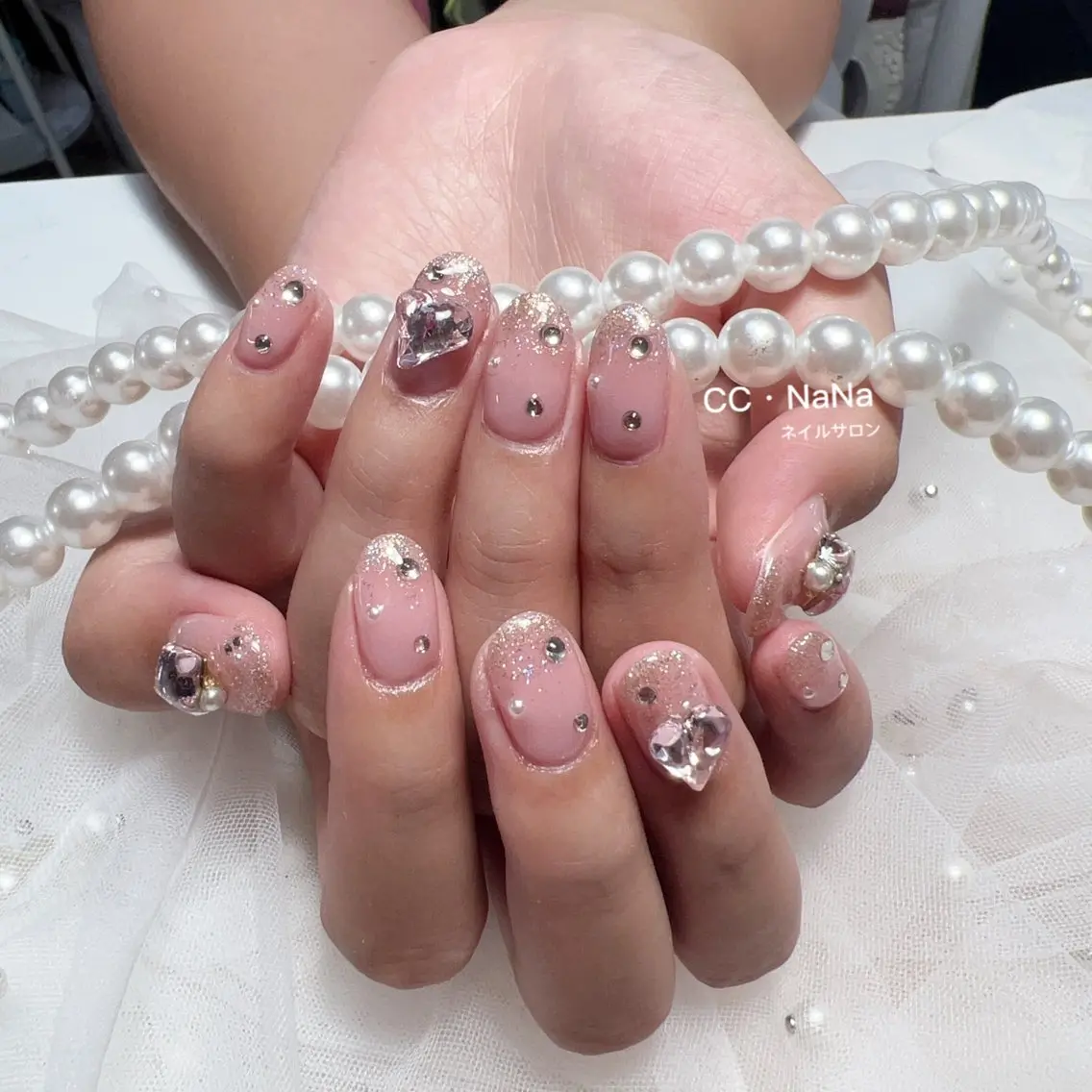 ネイル ワンホンネイル ハンドネイル 💎CC・NaNa 韓国風ネイル🌙Cのネイルデザイン