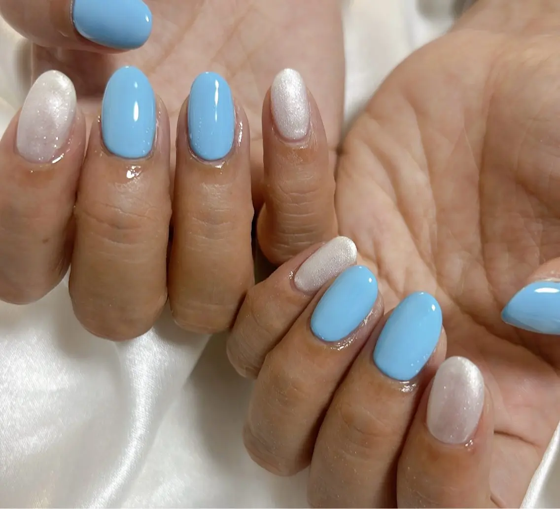 ネイル オーロラネイル フットネイル フレンチネイル ジェルネイル マグネットネイル ハンドネイル mogunail &blowのネイルデザイン