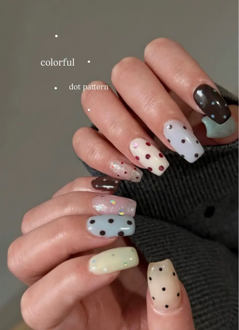 ネイル ジェルネイル パラジェル ネイルチップ NiJi Nailsのネイルデザイン