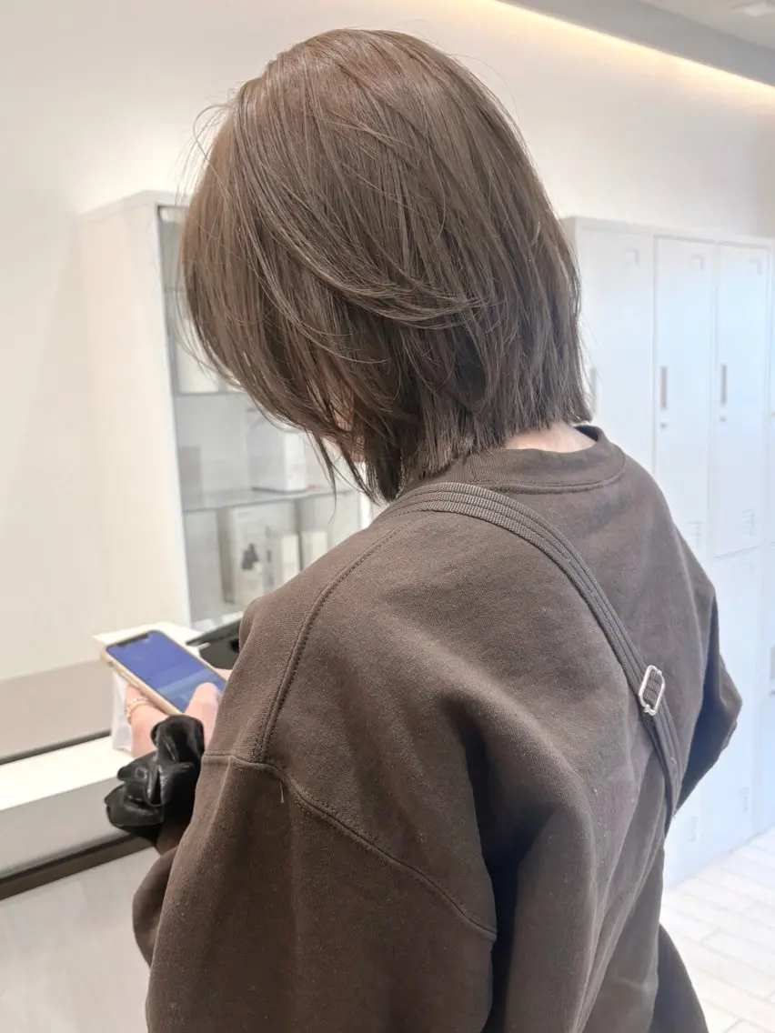 ショート カラー ボブレイヤー ボブ レイヤーカット mayu🤍 透明感カラーのヘアスタイル