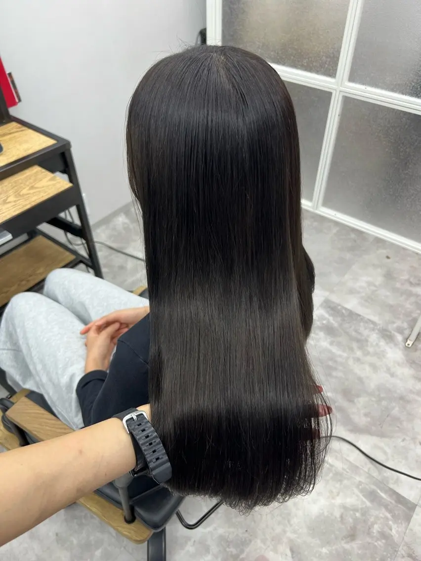 セミロング カット ヘアカラー トリートメント 岸下 理緒のヘアスタイル