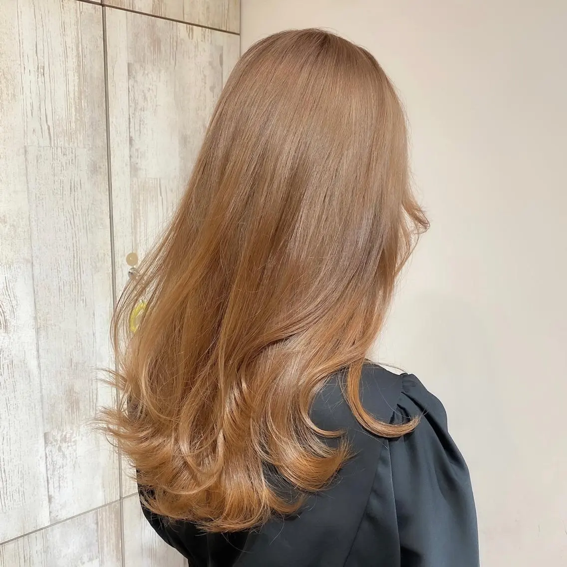 ロング カラー カット ヘアカラー トリートメント 顔まわりカット🌟 くびれヘア/寺門遥輝のヘアスタイル