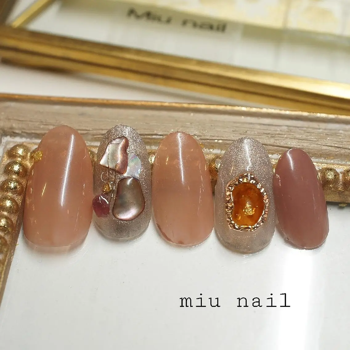 ネイル べっ甲ネイル ブラウン MIU nailのネイルデザイン
