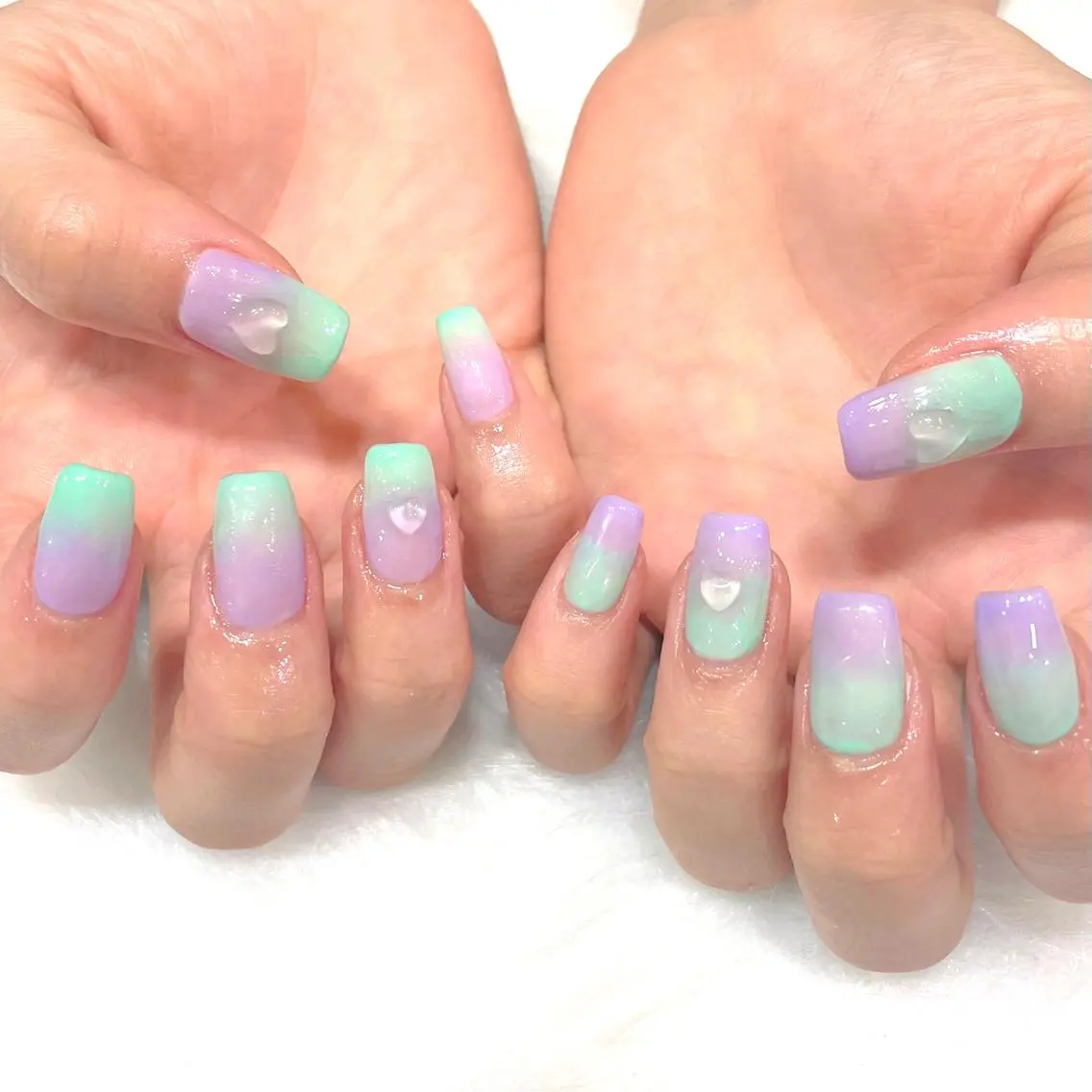 ネイル グラデーション MADDYNAILS ✴︎柏痛ネイルのネイルデザイン