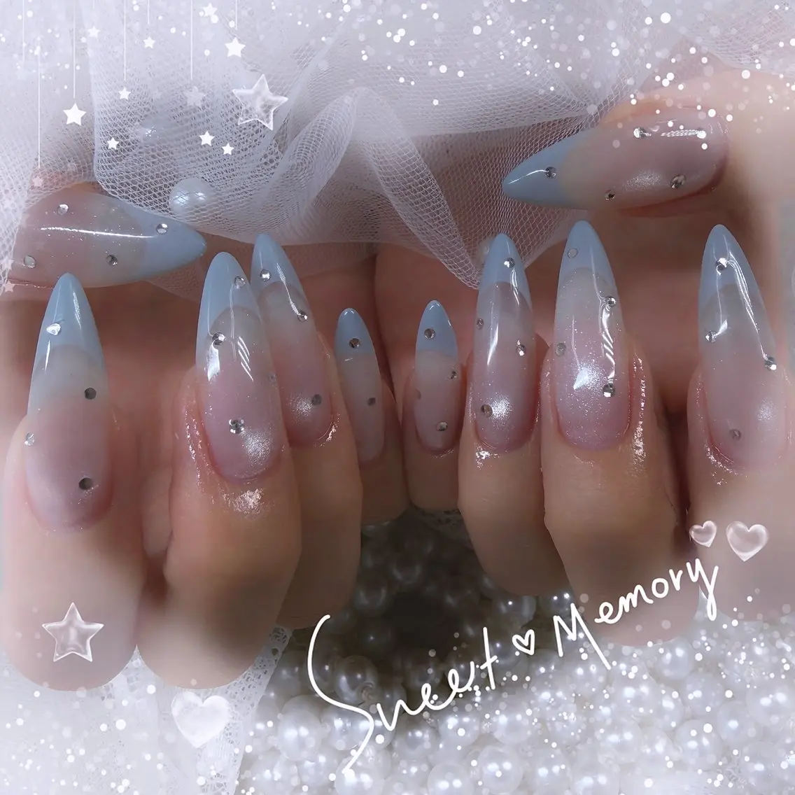 ネイル チークネイル フレンチネイル ガーリー ガラスフレンチ グラデーション ハンドネイル ハンドケア Chill Nailsalonのネイルデザイン