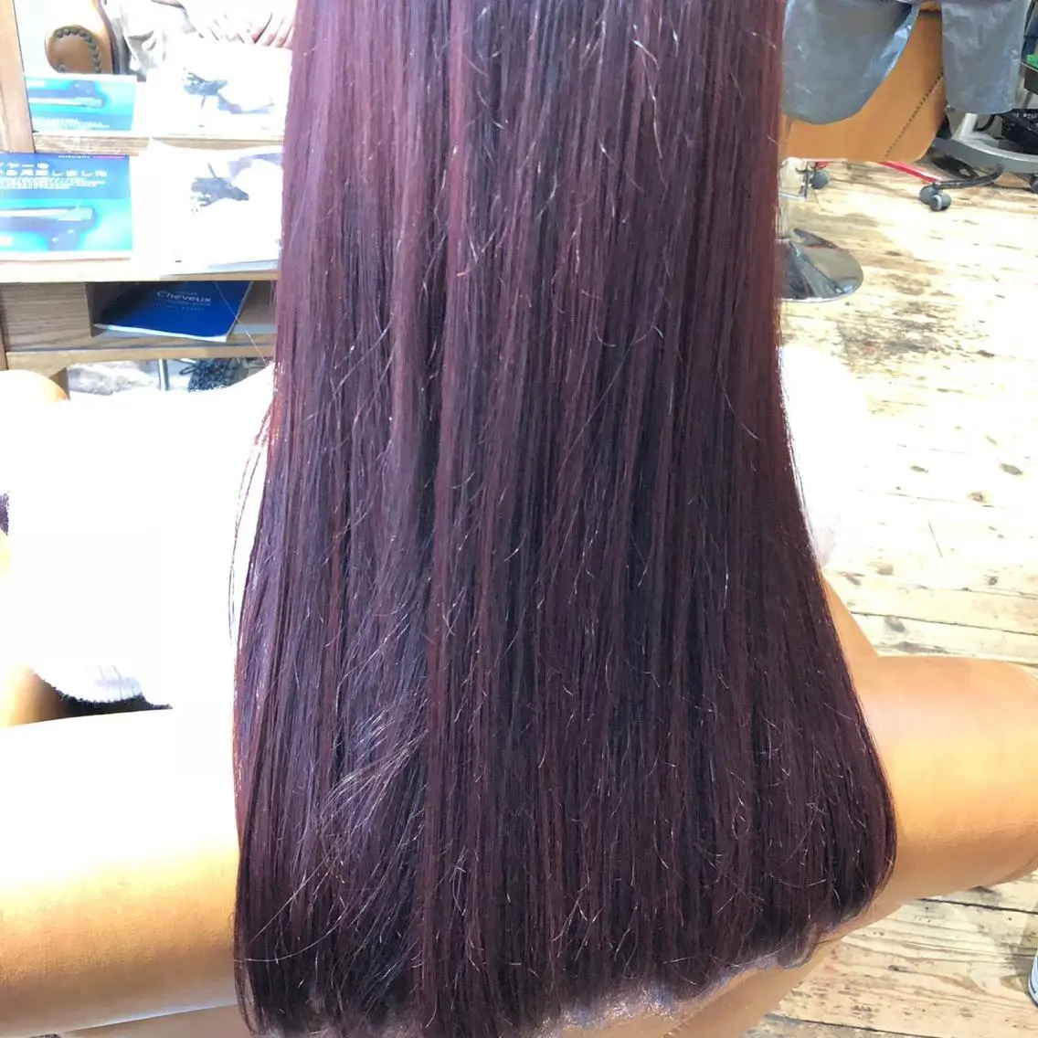 ロング カラー クオーレ hairのヘアスタイル