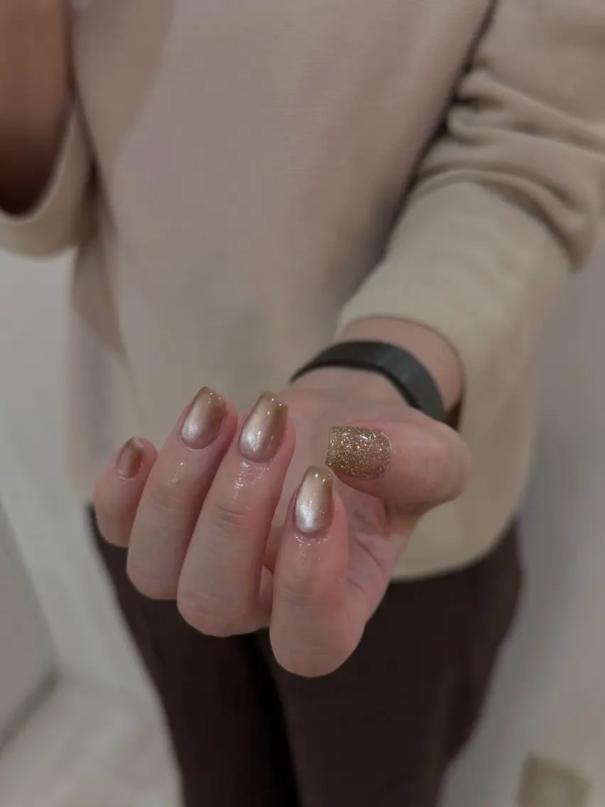 magnet / glitter nail (オフなし)の写真