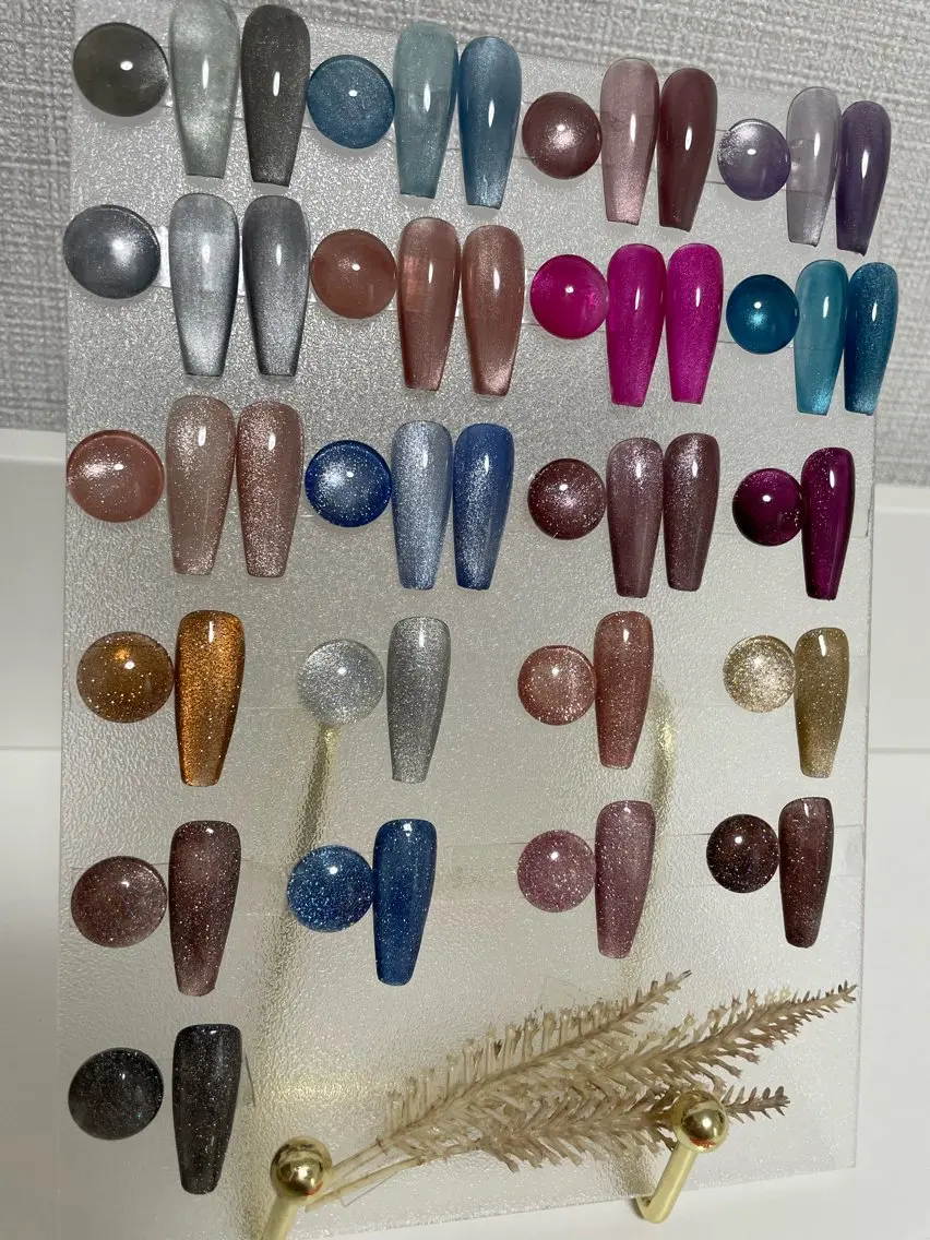 ネイル マグネットネイル Ai Nailのネイルデザイン