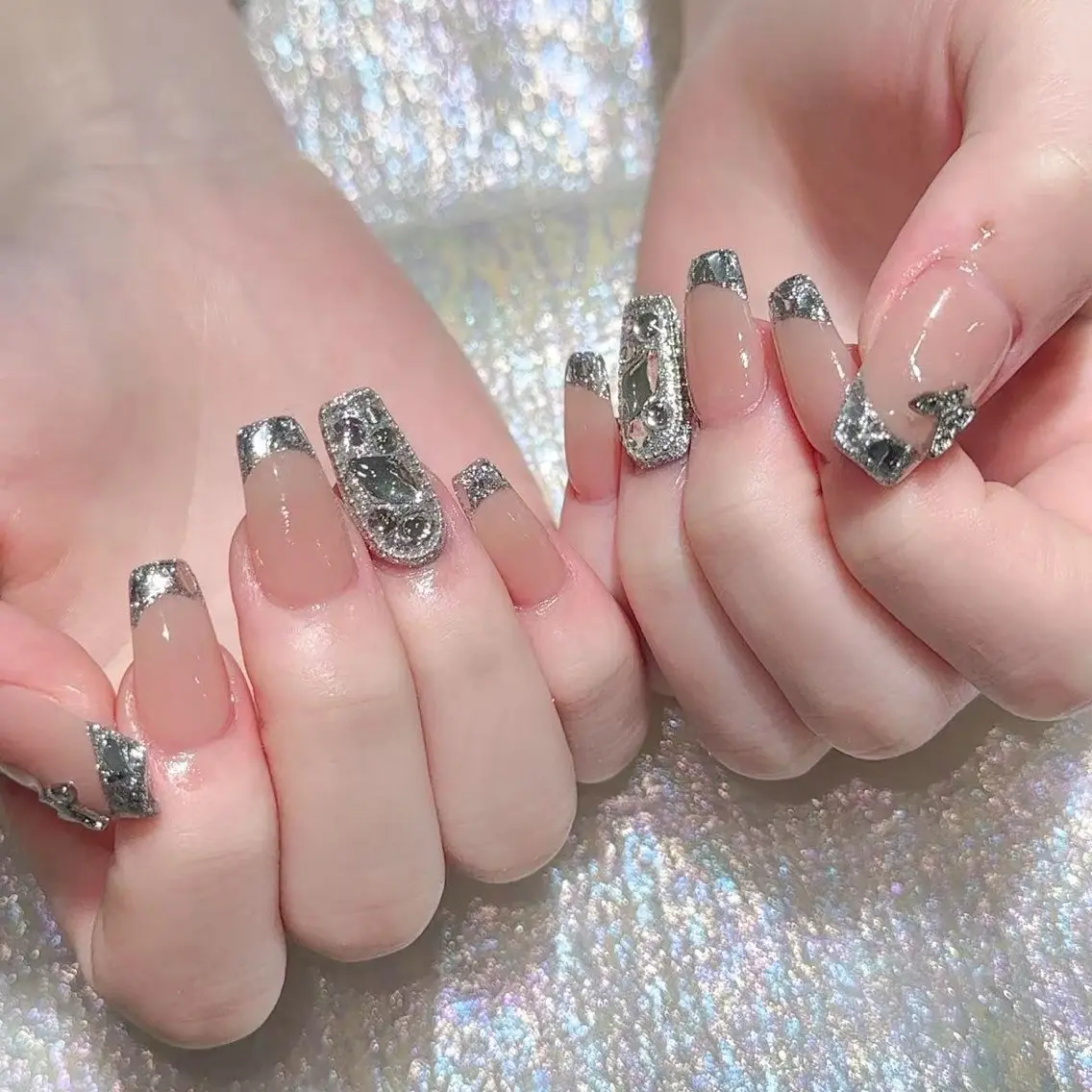 ネイル ハンドネイル Queens マオのネイルデザイン