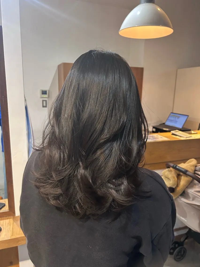 セミロング カット 田口 未侑のヘアスタイル