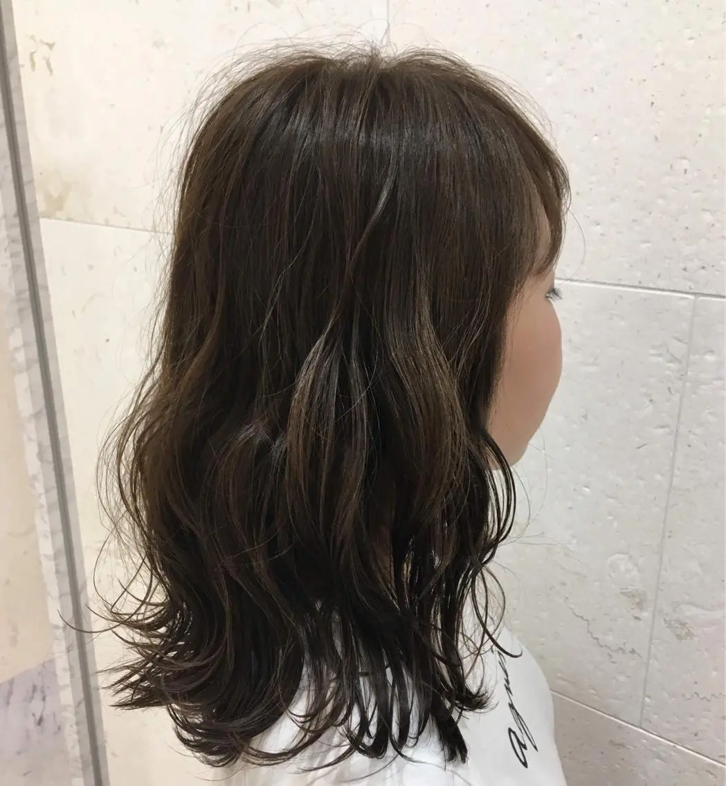 セミロング カラー トリートメント 斉藤 貴也のヘアスタイル