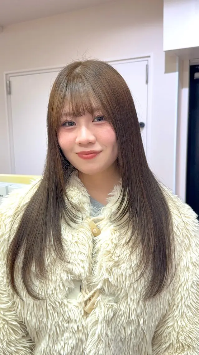 ロング カラー ハイトーンカラー ヘアカラー 韓国レイヤー 🎀ダブルカラーのヘアスタイル