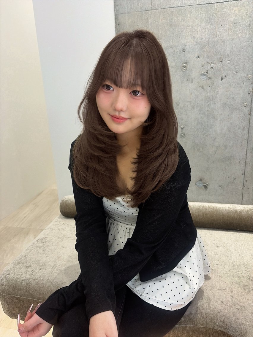 ロング カラー カット ヘアカラー りおん レイヤー/ベージュのヘアスタイル