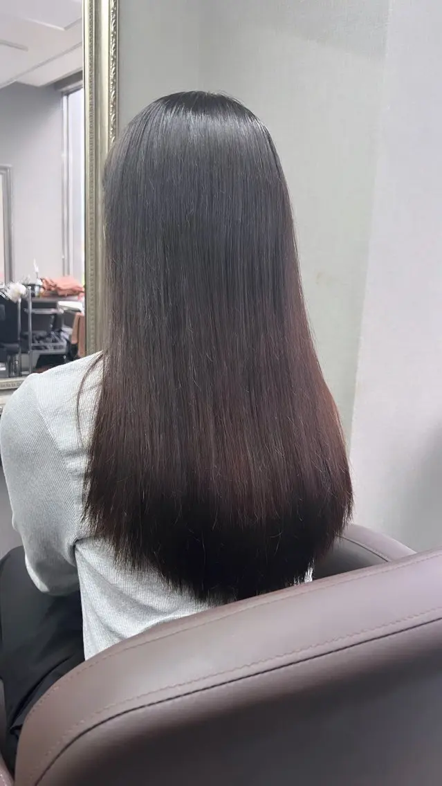ロング ハイトーンカラー 坂本 翼のヘアスタイル