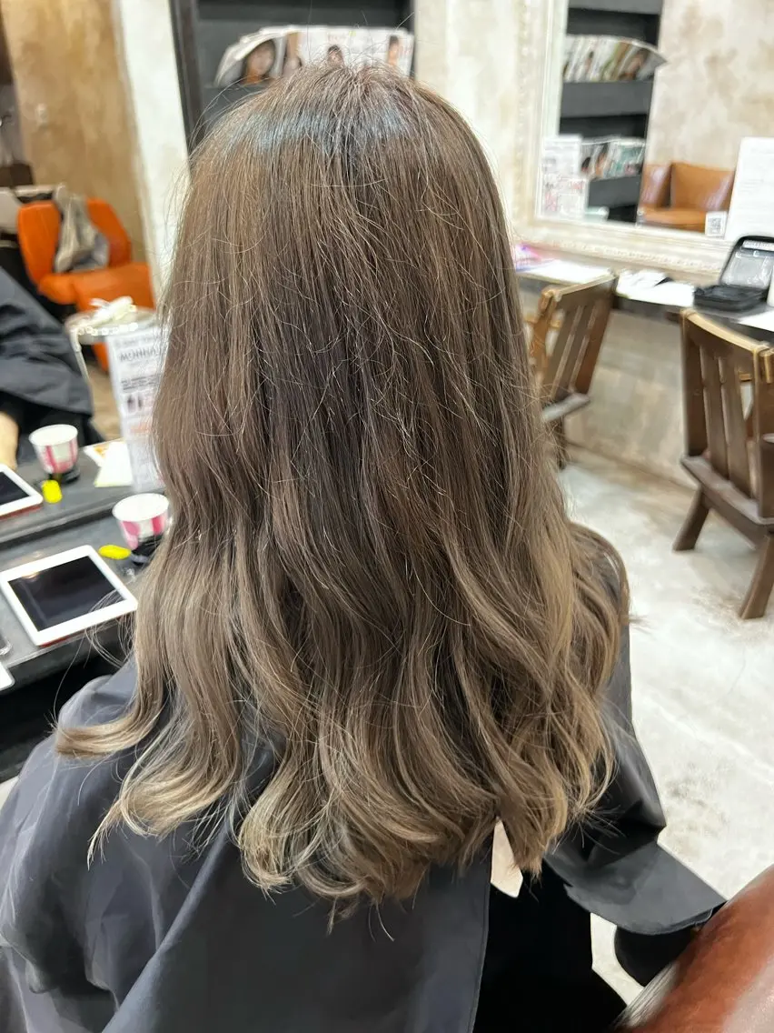 カラー 髪質改善JILL 桑原のヘアスタイル