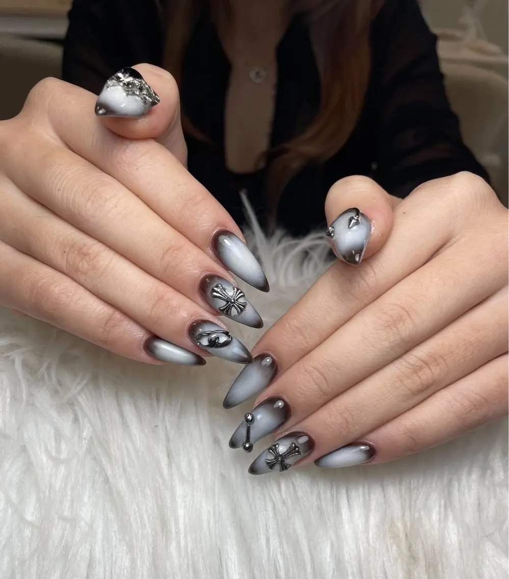 ネイル アートネイル ジェルネイル ニュアンスネイル シンプルネイル ハンドネイル Nie Nail Shinokuboのネイルデザイン