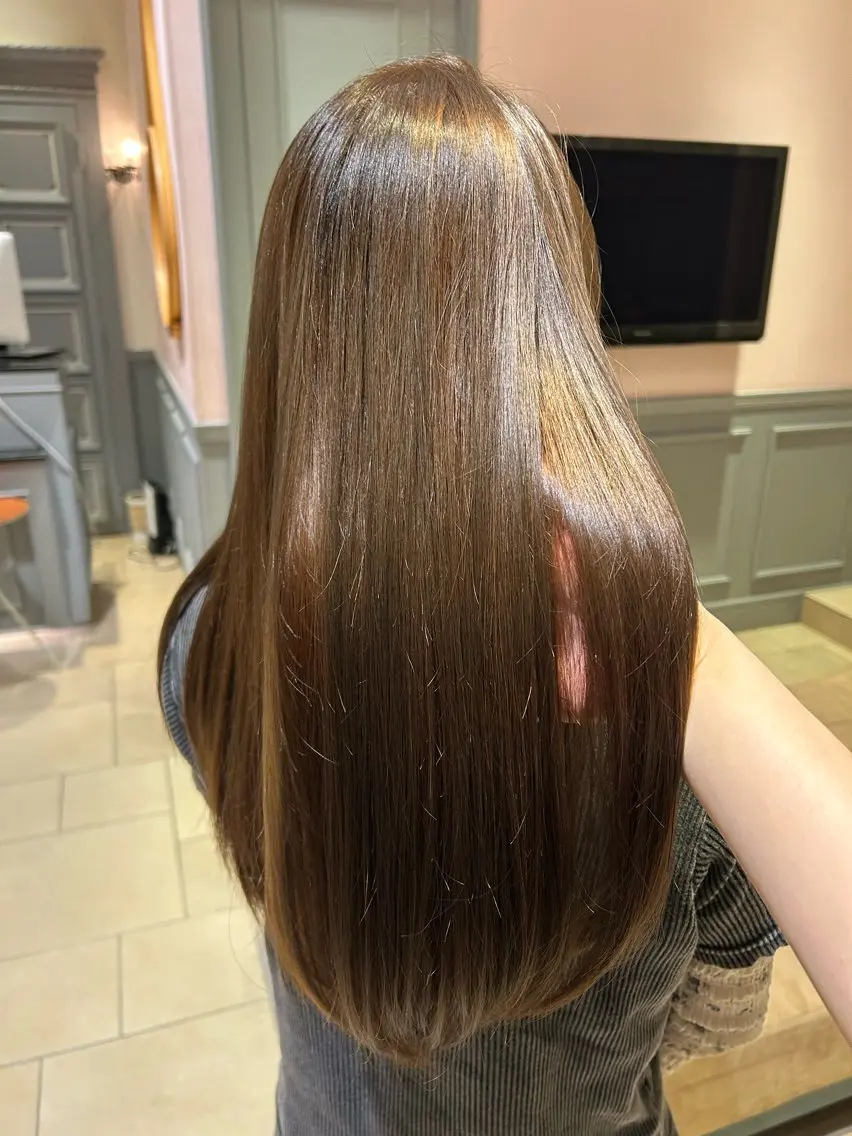 ロング カラー ブラウンカラー ヘアカラー 西奥 琴葉のヘアスタイル