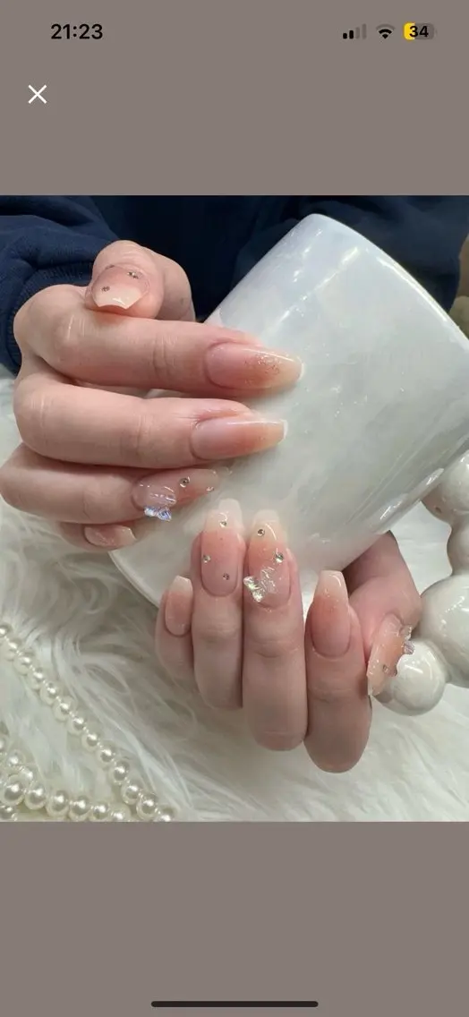 ネイル ハンドネイル &ME ネイルサロンのネイルデザイン