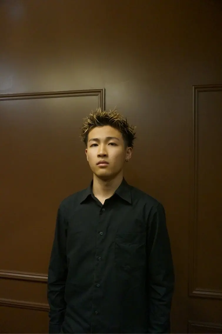 メンズ スパイキーショート 窪田 力也のヘアスタイル
