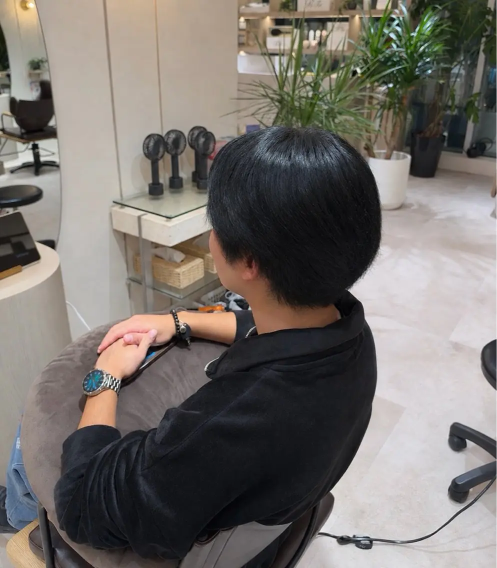 ショート カラー 【yuni】 久玲愛のヘアスタイル