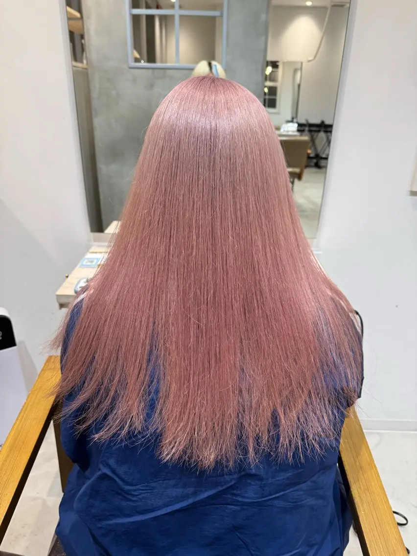 ロング カラー 切りっぱなしボブ バレイヤージュ ベージュカラー ブリーチ ブロンド 洸 カラー特化/ 透明感/ボブのヘアスタイル