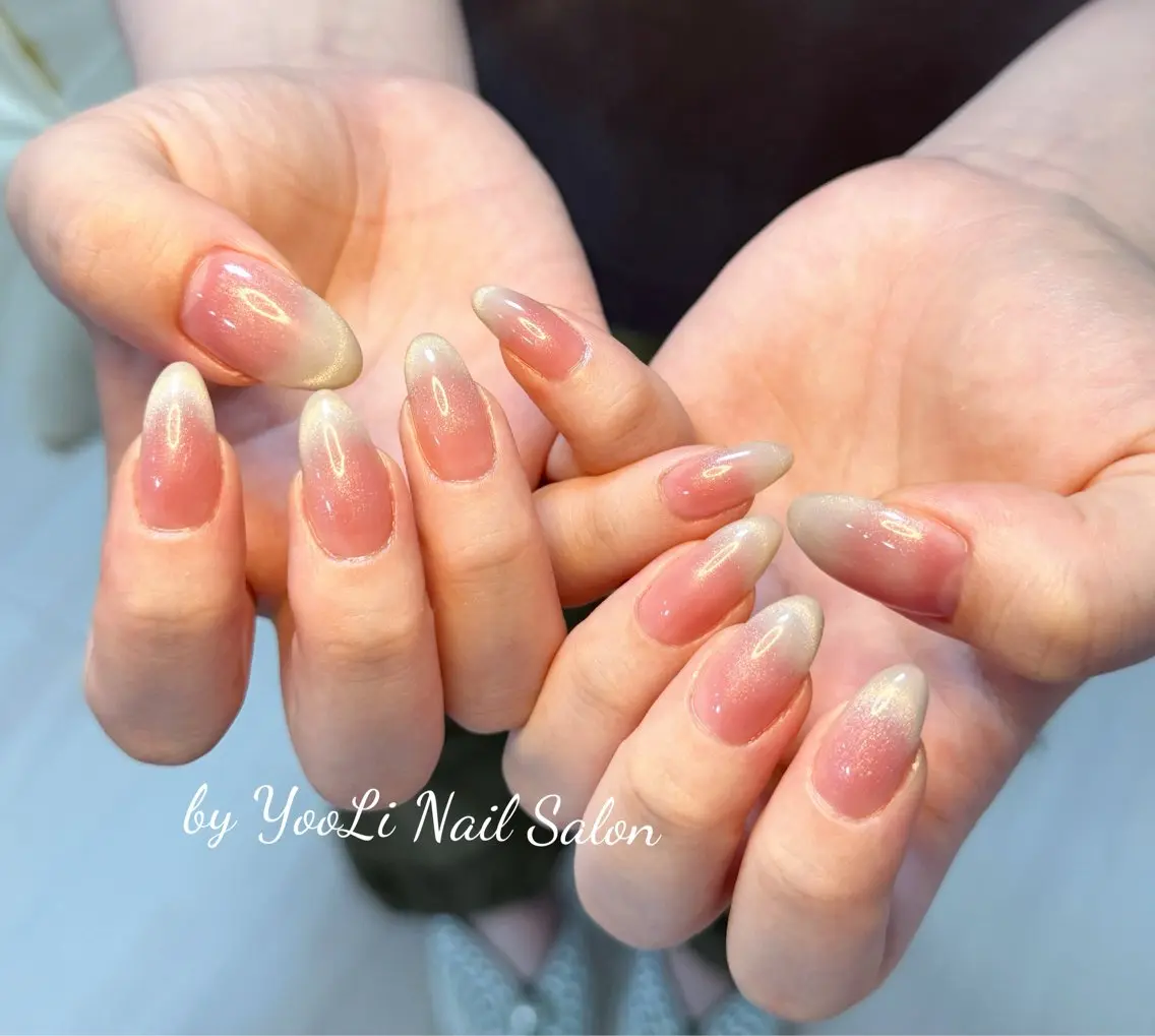 ネイル アートネイル オーロラネイル チークネイル フレンチネイル ガラスフレンチ ハンドネイル 🎀🎀YooLi Nail Salonのネイルデザイン