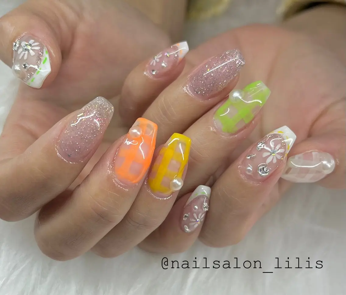 ネイル ハンドネイル nailsalon Lilisのネイルデザイン