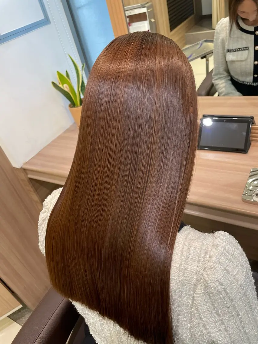 ロング カラー パーマ ブラウンカラー チョコレートブラウン 縮毛矯正 ヘアカラー 縮毛矯正 白髪ぼかし/ブリーチ /縮毛矯正/ヨナミネのヘアスタイル