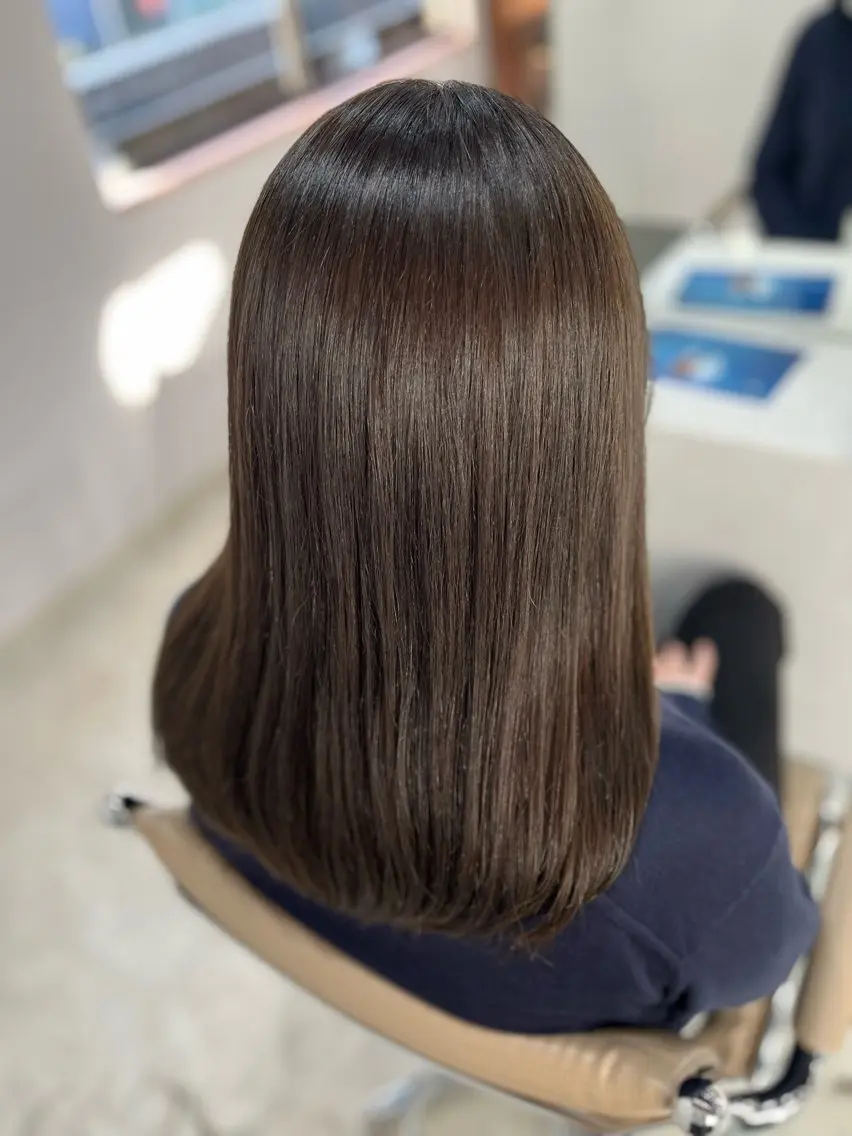 セミロング カラー アッシュ アッシュグレー アッシュグレージュ グレージュ カット ヘアカラー トリートメント 🫧ぷる艶カラー🫧 Yuubi🦩のヘアスタイル