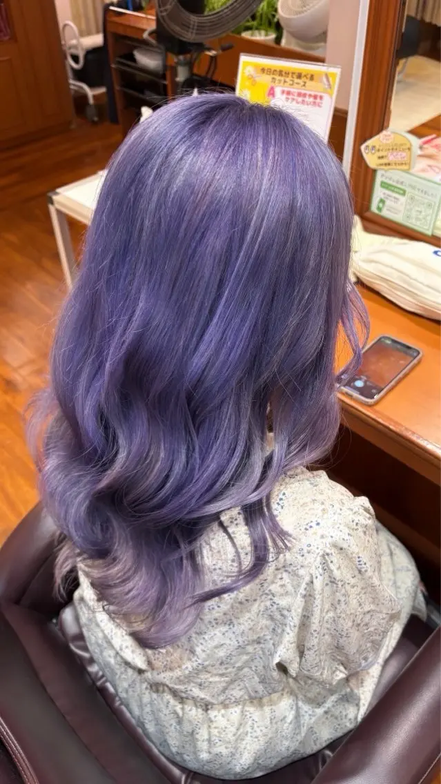 ロング カラー ブルーカラー 透明感カラー ラベンダーカラー Haruka ハルカのヘアスタイル