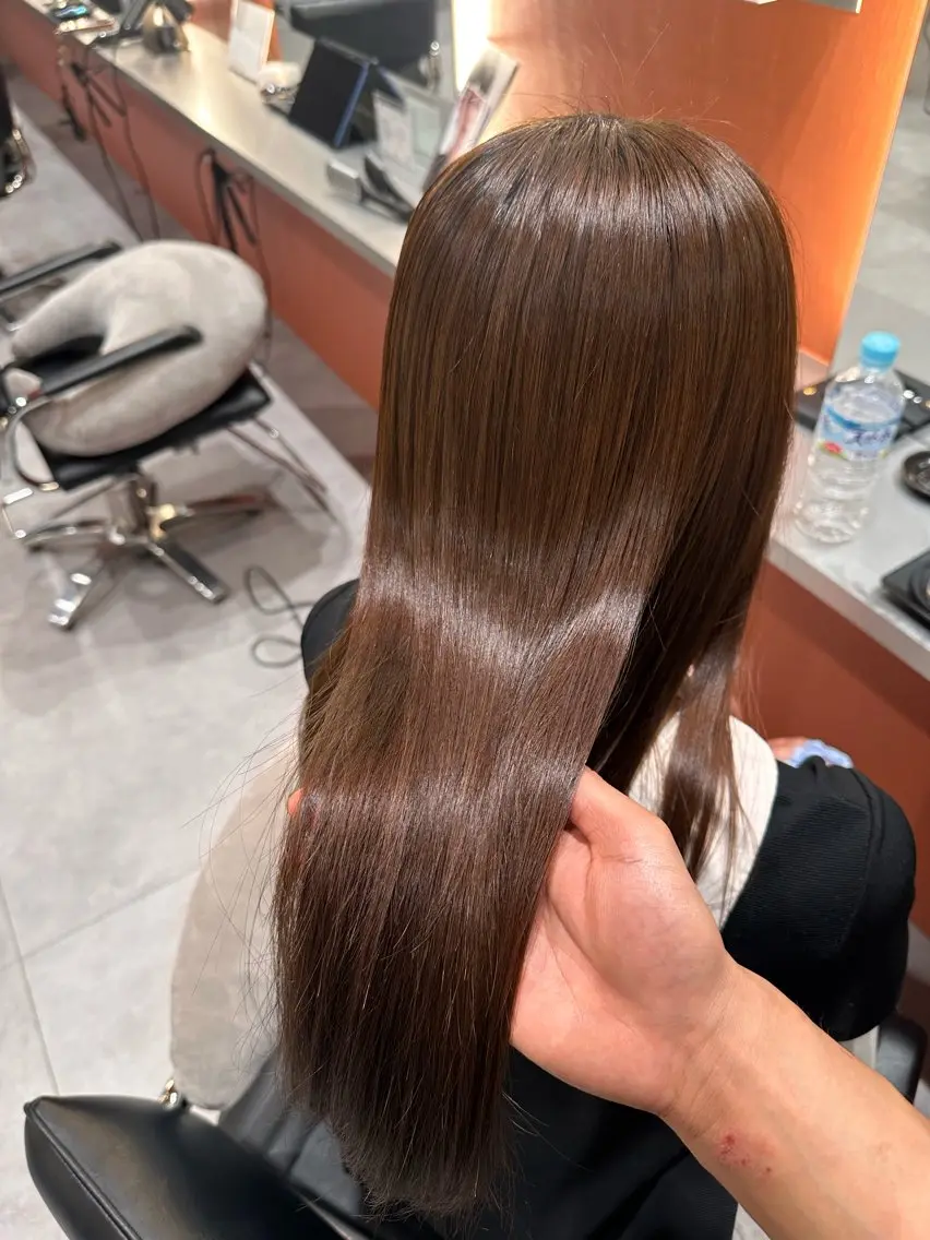 ロング 縮毛矯正 トリートメント ✨ハイトーンカラー 💫ayumuのヘアスタイル