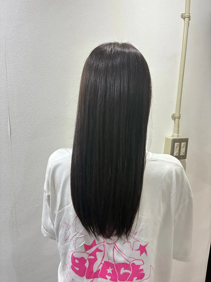 ロング カラー 黒髪 透明感カラー 上田 瑚乃葉のヘアスタイル