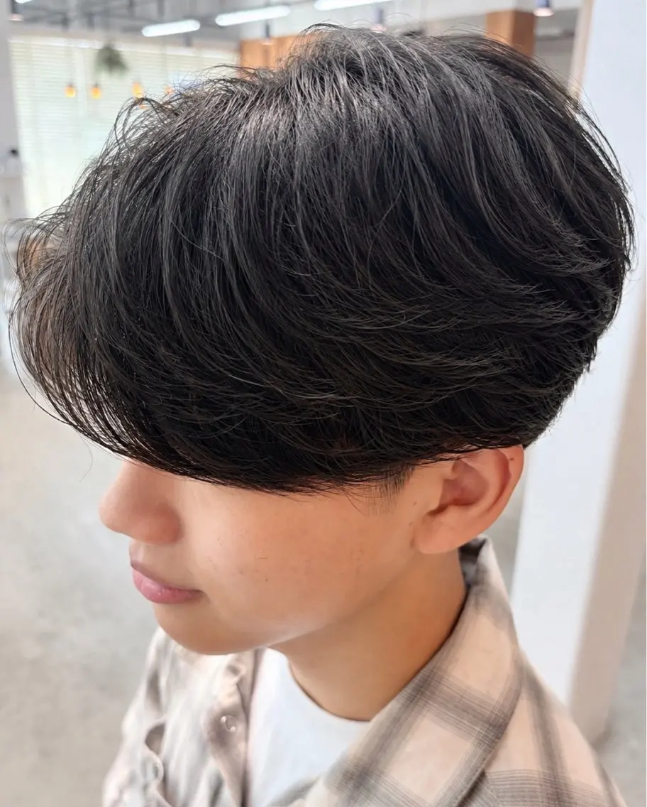 パーマ メンズ 若原 絃汰のヘアスタイル