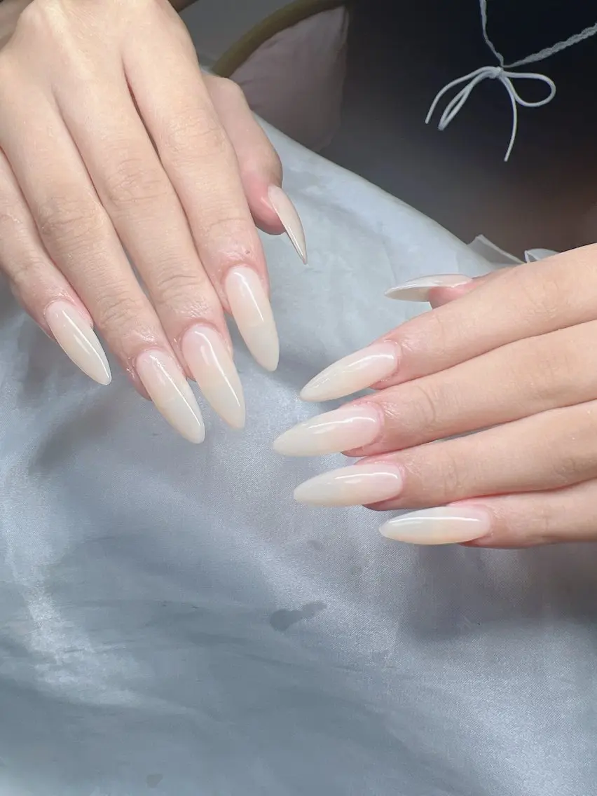 ネイル ハンドネイル Lee Nailsのネイルデザイン