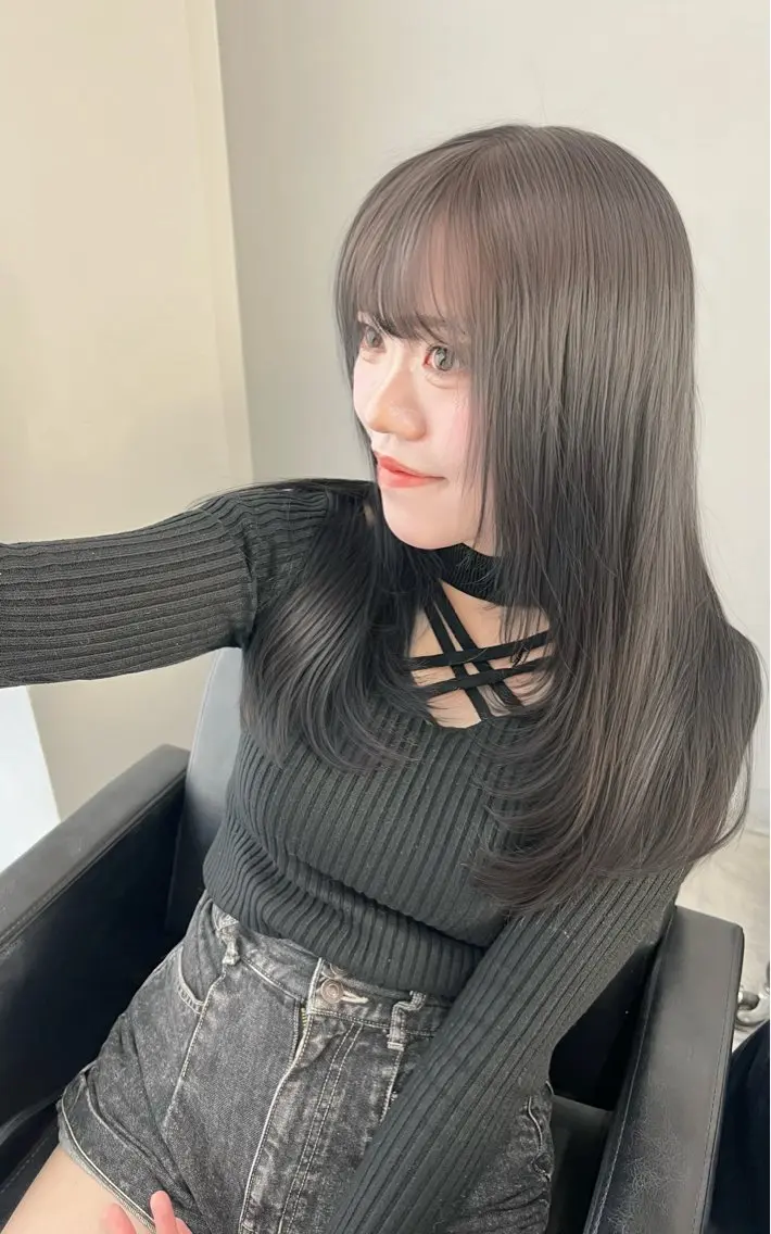 ミディアム カラー カット ヘアカラー トリートメント ヘアセット 🫧艶ダブルカラー ブリーチ🫧トモヤのヘアスタイル