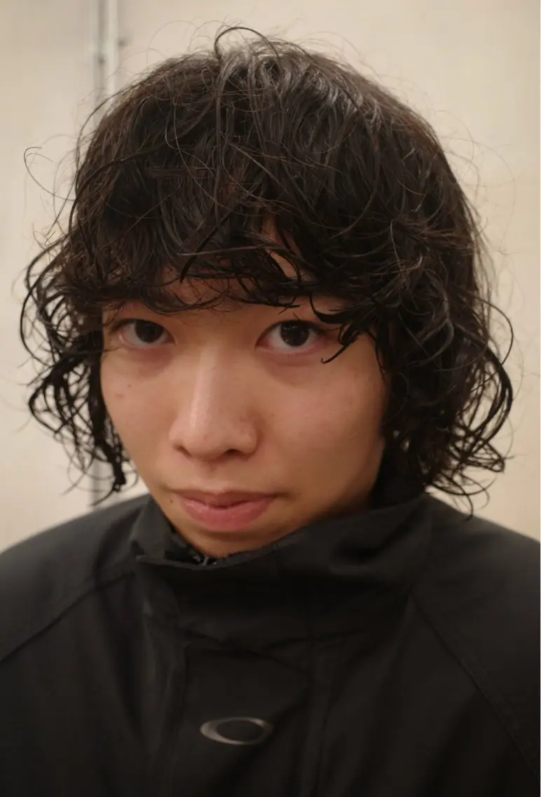 メンズ センターパート マッシュ メンズパーマ メンズショート スパイキーショート カット パーマ 🔥ショート特化 masaki🔥のヘアスタイル