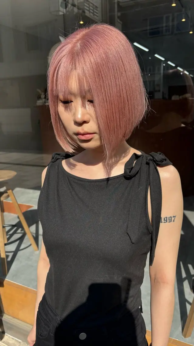 ミディアム ヘアカラー 🌈トップデザイナー 金沢駅近nanamiのヘアスタイル
