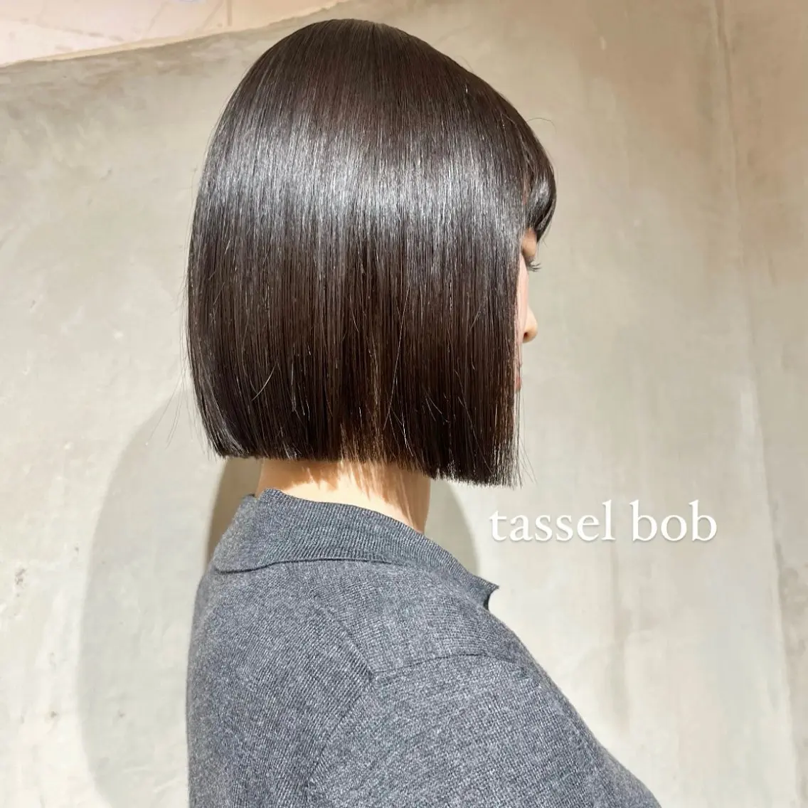 ミディアム カット ヘアカラー トリートメント 切りっぱなしボブ/ 艶カラー/綾莉のヘアスタイル