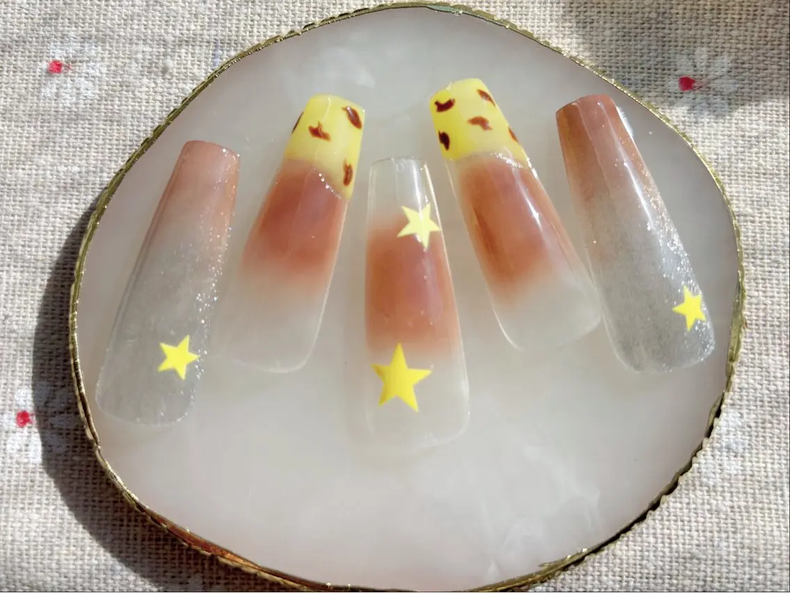 ネイル ハンドネイル H3 Nail Tsuki🦋💙のネイルデザイン