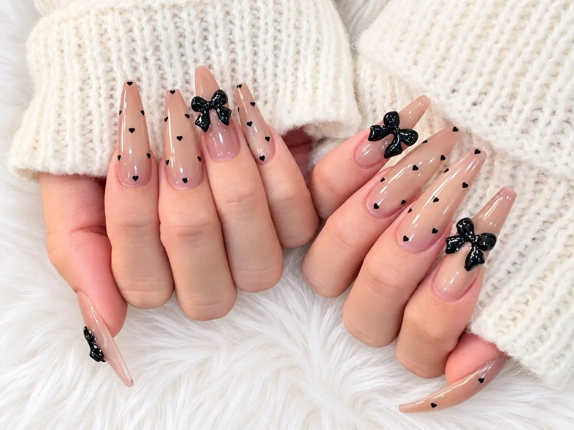 ネイル キラキラネイル 韓国ネイル マグネットネイル 持ち込み ワンホンネイル ハンドネイル ハンドケア Luna nail_Royalのネイルデザイン