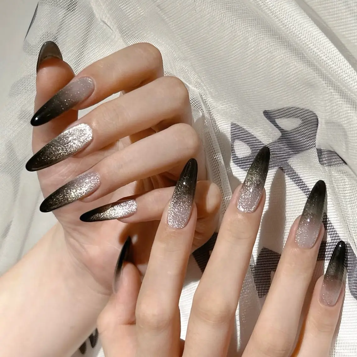ネイル マグネットネイル ハンドネイル U.m nail salonのネイルデザイン